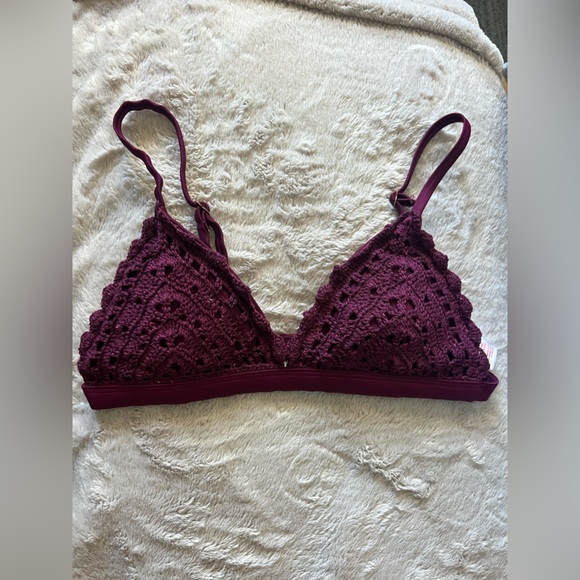 Bikini Tops - Picture 2 of 4